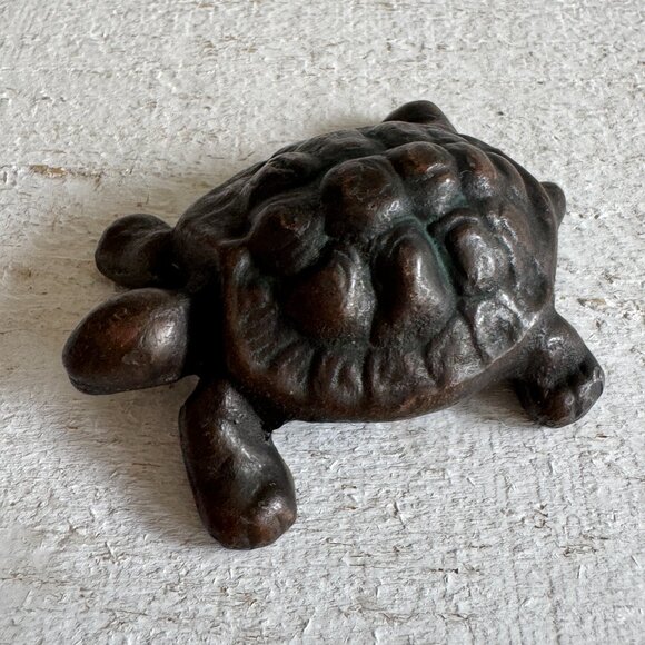 Vintage Metal Advertising Turtle - The Billings Chapin Co - Picture 4 of 9
